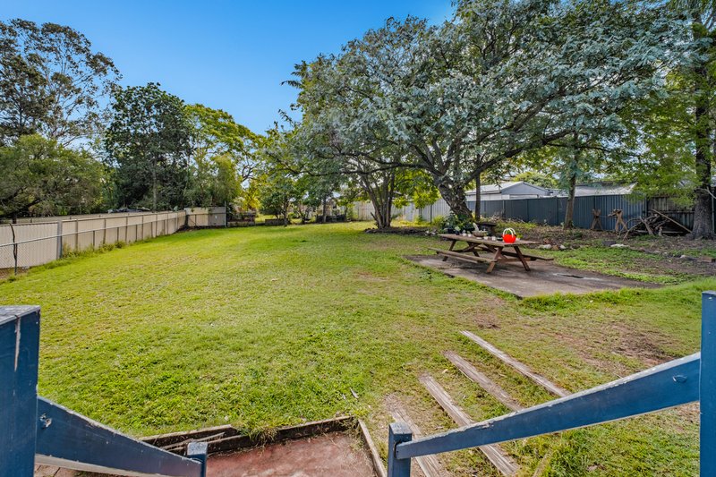 Photo - 24 Charlotte Street, Blackstone QLD 4304 - Image 4