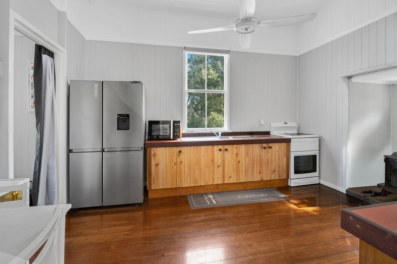 Photo - 24 Charlotte Street, Blackstone QLD 4304 - Image 7