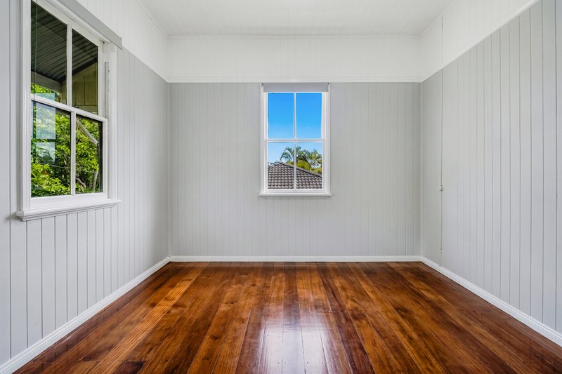 Photo - 24 Charlotte Street, Blackstone QLD 4304 - Image 9