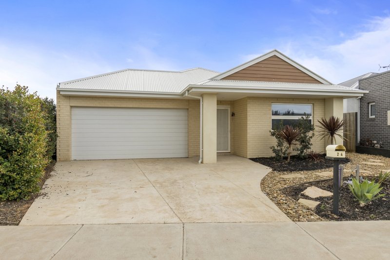 Photo - 24 Charter Road, Werribee VIC 3030 - Image 13