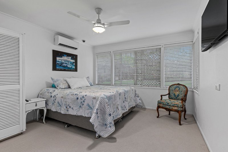 Photo - 24 Chartwell Street, Aspley QLD 4034 - Image 17