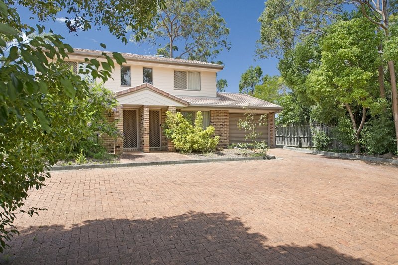 2/4 Cherbourg Court, Petrie QLD 4502