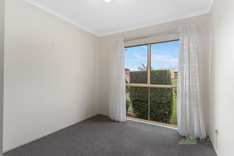 Photo - 24 Cherrington Crescent, Boonah QLD 4310 - Image 4
