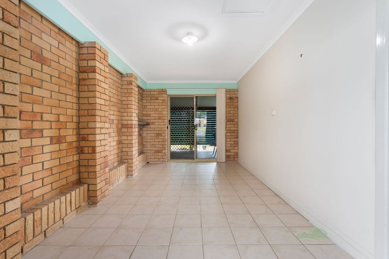 Photo - 24 Cherrington Crescent, Boonah QLD 4310 - Image 10