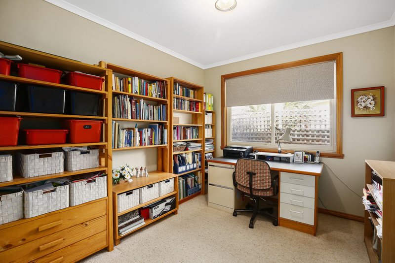 Photo - 24 Chester Street, Lilydale VIC 3140 - Image 12