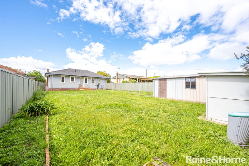 Photo - 24 Chisholm St , Goulburn NSW 2580 - Image 11