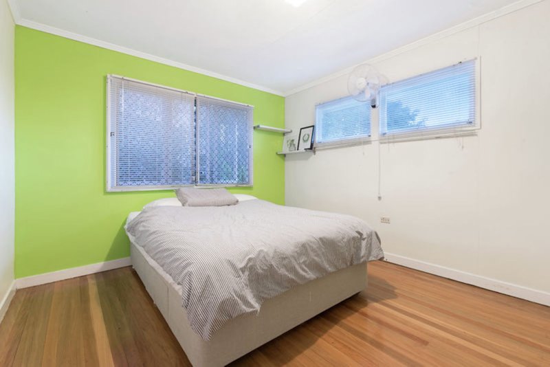 Photo - 24 Chuter Street, Stafford Heights QLD 4053 - Image 16