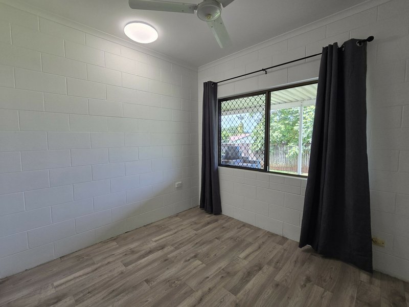 Photo - 24 Cintra Street, Bentley Park QLD 4869 - Image 5