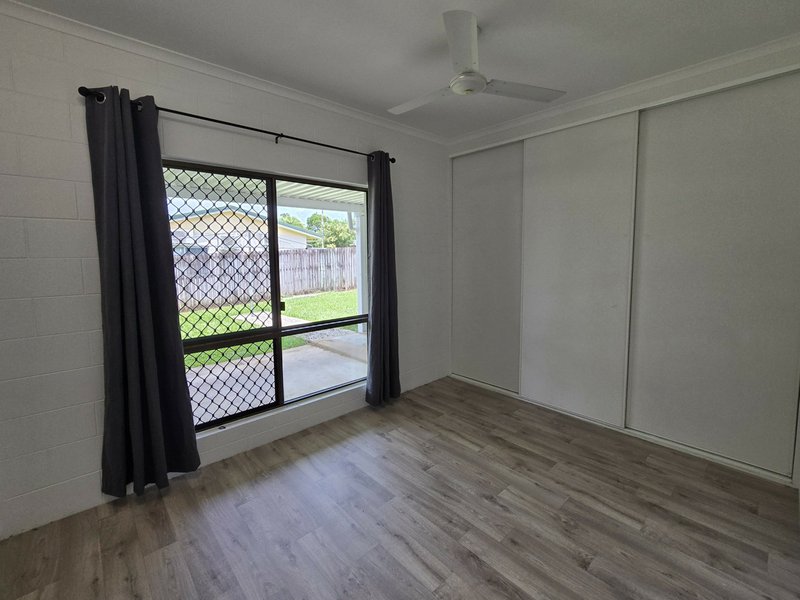 Photo - 24 Cintra Street, Bentley Park QLD 4869 - Image 6