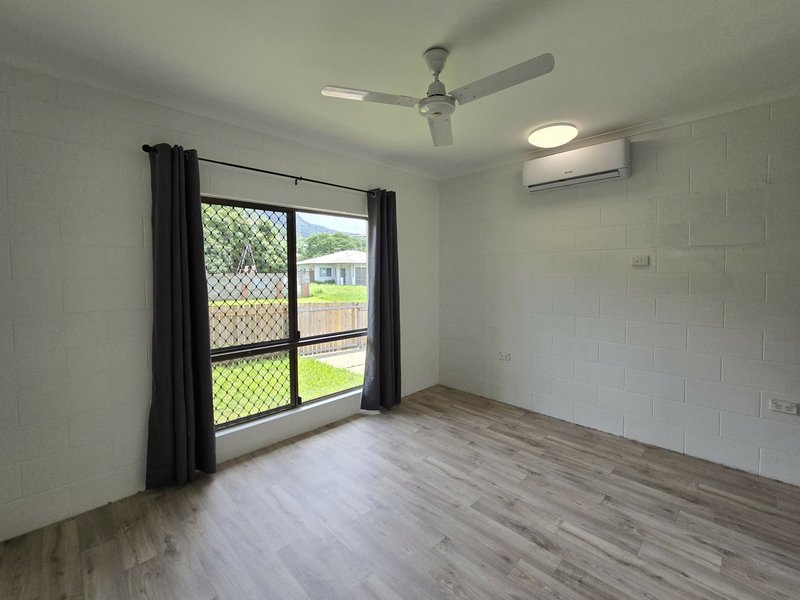 Photo - 24 Cintra Street, Bentley Park QLD 4869 - Image 7