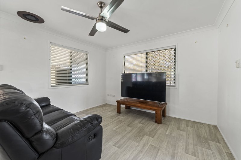 Photo - 24 Claire-Lee Crescent, Kingsthorpe QLD 4400 - Image 4