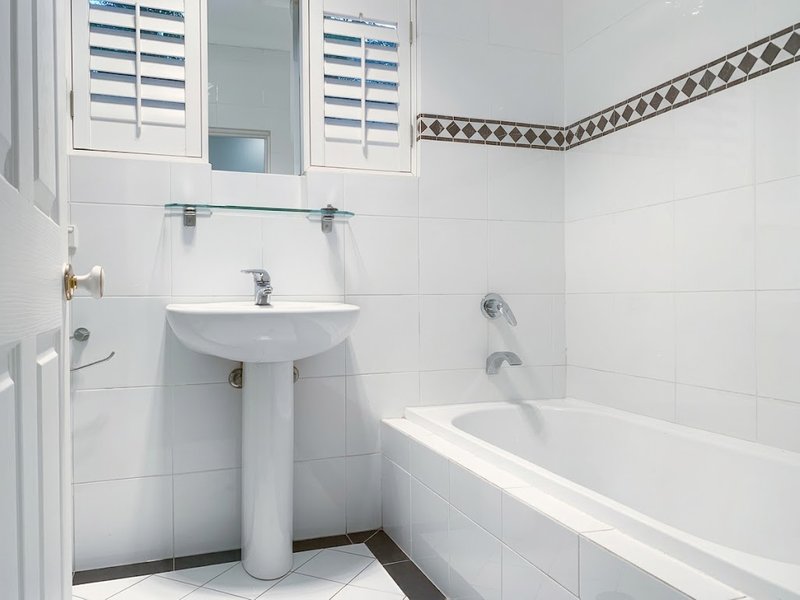 Photo - 24 Clarke Place, Killara NSW 2071 - Image 4