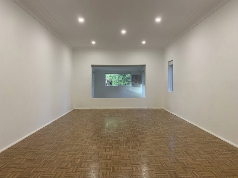 Photo - 24 Clarke Place, Killara NSW 2071 - Image 6