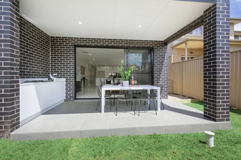 Photo - 24 Clyde Street, Guildford NSW 2161 - Image 4