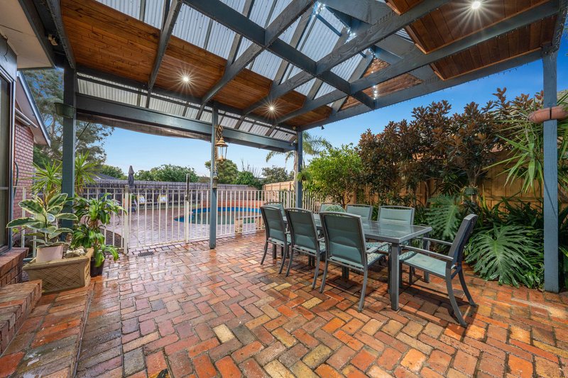 Photo - 24 Colchester Court, Keysborough VIC 3173 - Image 17