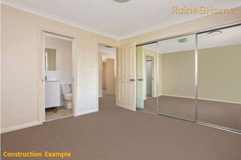 Photo - 2/4 Collins Street, St Marys NSW 2760 - Image 2