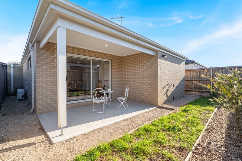 Photo - 24 Constable Street, Beveridge VIC 3753 - Image 17