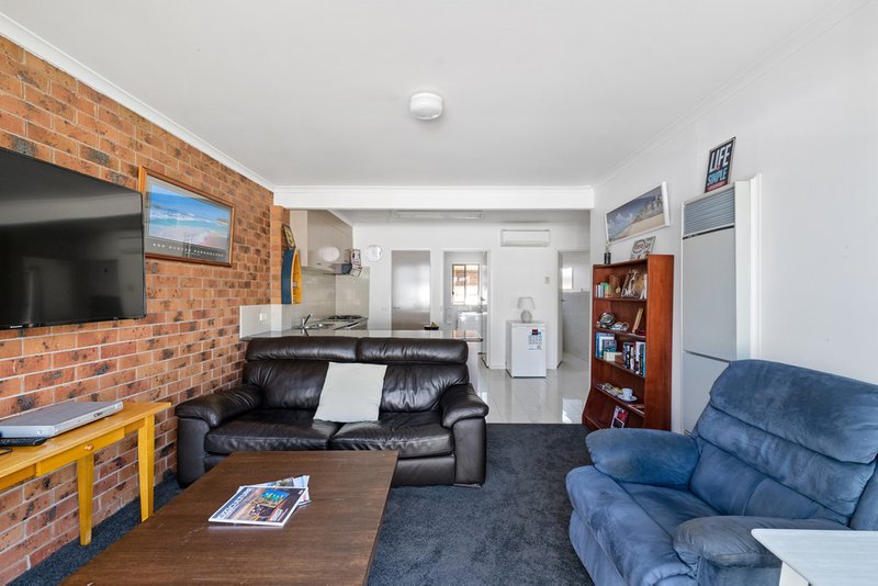 Photo - 2/4 Cook Street, Benalla VIC 3672 - Image 4