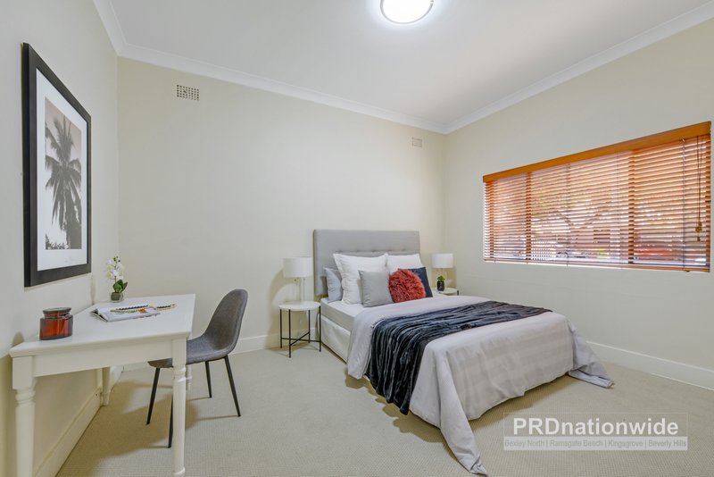 Photo - 24 Cooks Avenue, Canterbury NSW 2193 - Image 5