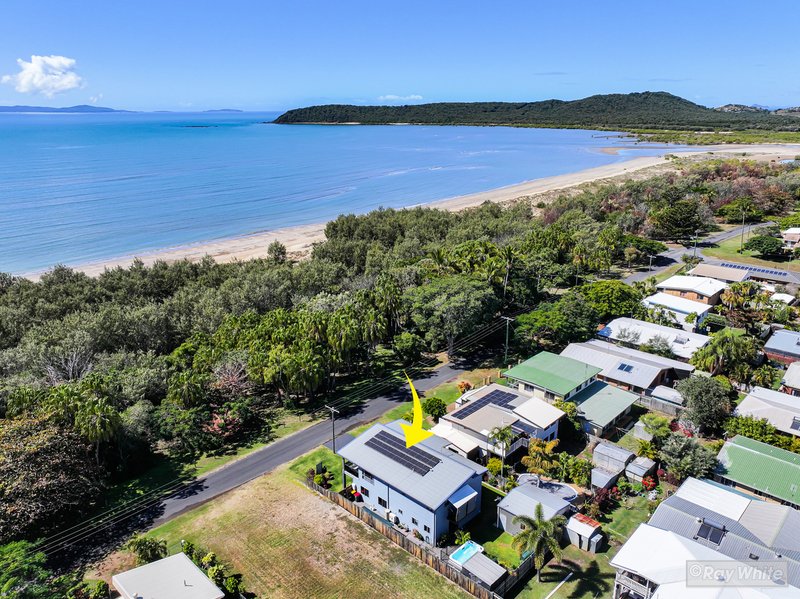 Photo - 24 Coolwaters Esplanade, Kinka Beach QLD 4703 - Image 32