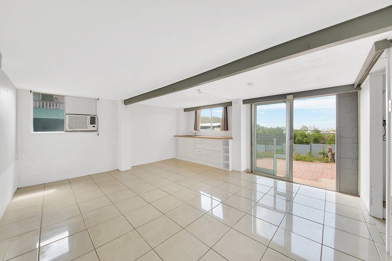 Photo - 24 Coon Street, South Gladstone QLD 4680 - Image 14