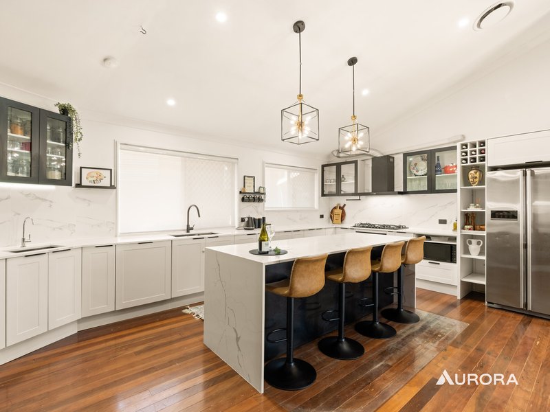 Photo - 24 Copenhagen Street, Wishart QLD 4122 - Image 4