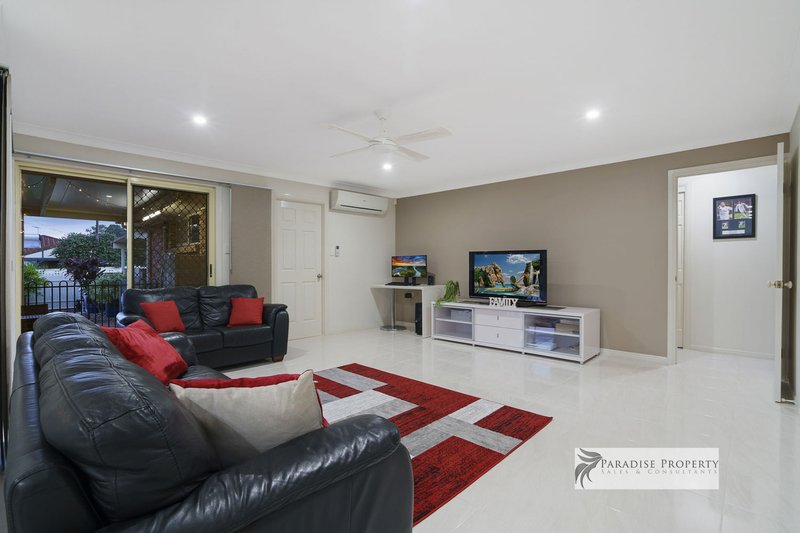 Photo - 24 Copeton Cres , Parkinson QLD 4115 - Image 12