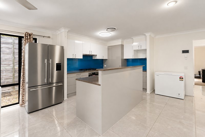 Photo - 24 Copper Crescent, Griffin QLD 4503 - Image 2