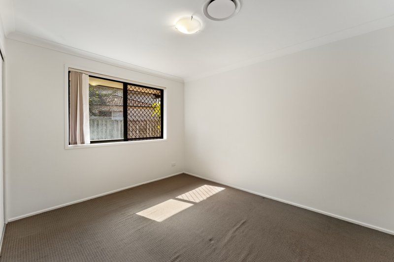Photo - 24 Copper Crescent, Griffin QLD 4503 - Image 9
