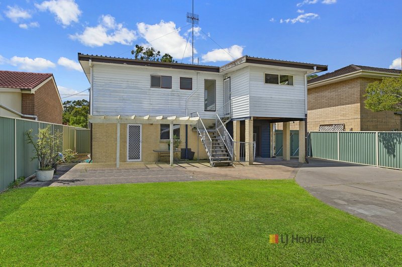 Photo - 24 Coraldeen Avenue, Gorokan NSW 2263 - Image 10