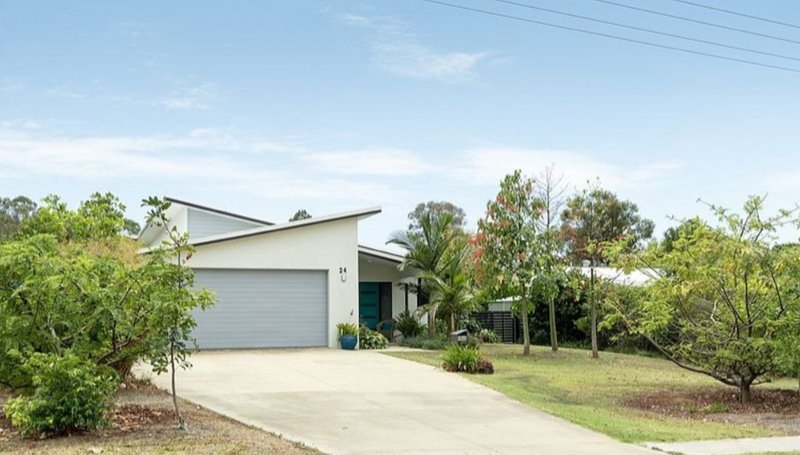 Photo - 24 Corfield Street, Point Vernon QLD 4655 - Image 2