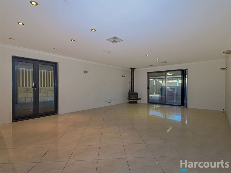 Photo - 24 Corinda Way, Ridgewood WA 6030 - Image 6