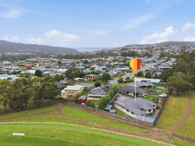 Photo - 24 Corlacus Drive, Kingston TAS 7050 - Image 2