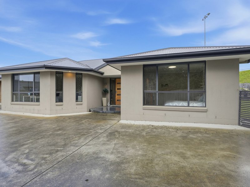 Photo - 24 Corlacus Drive, Kingston TAS 7050 - Image 5