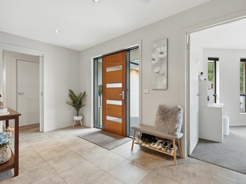 Photo - 24 Corlacus Drive, Kingston TAS 7050 - Image 6