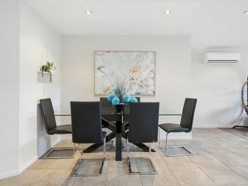 Photo - 24 Corlacus Drive, Kingston TAS 7050 - Image 10