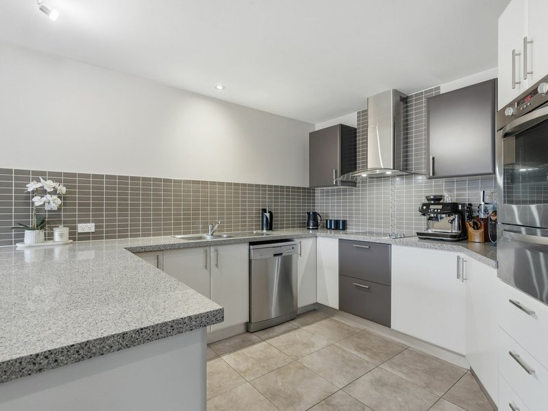 Photo - 24 Corlacus Drive, Kingston TAS 7050 - Image 14