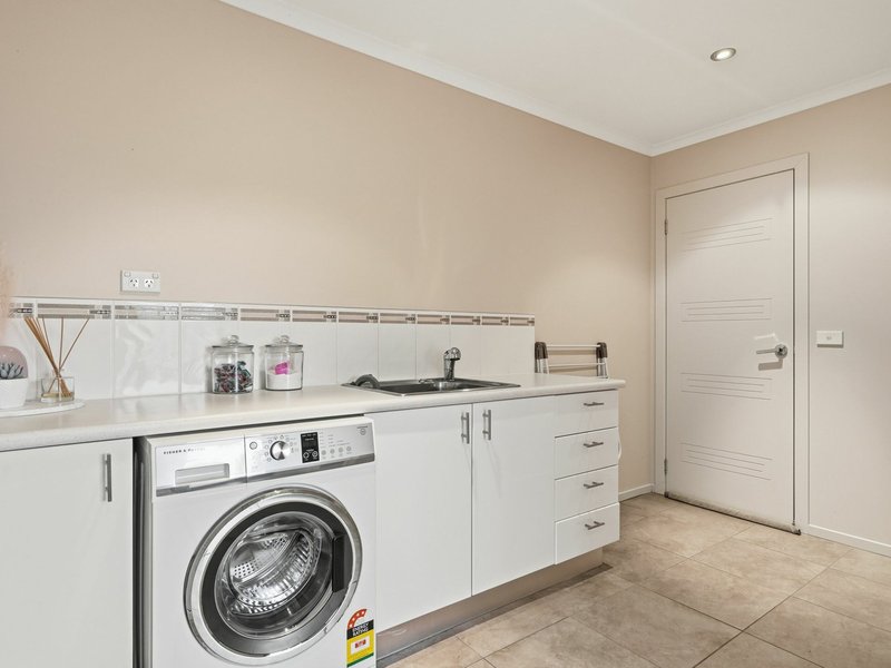 Photo - 24 Corlacus Drive, Kingston TAS 7050 - Image 25