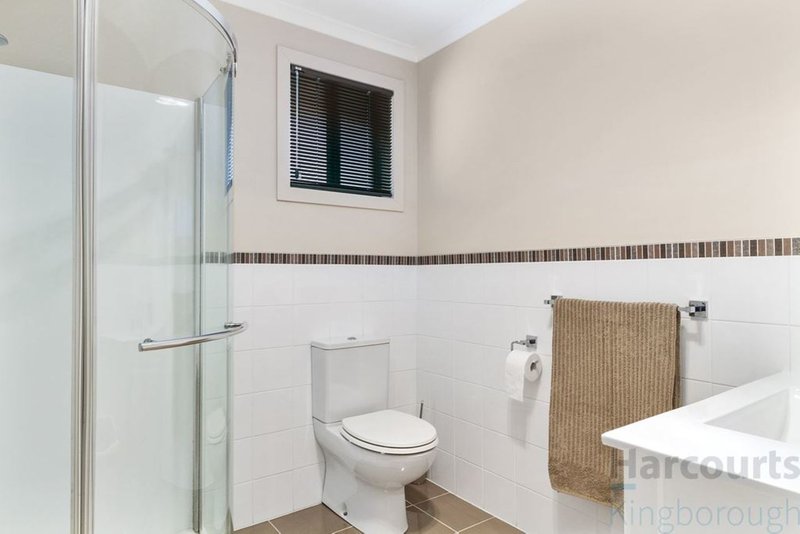 Photo - 24 Corlacus Drive, Kingston TAS 7050 - Image 11