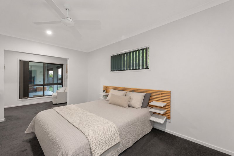 Photo - 24 Cotman Way, Pimpama QLD 4209 - Image 8