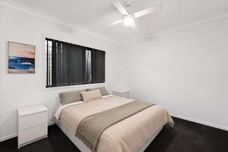 Photo - 24 Cotman Way, Pimpama QLD 4209 - Image 10