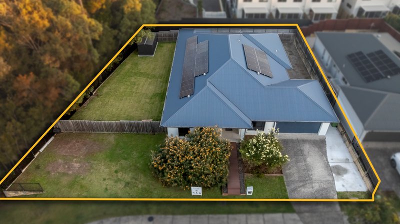 Photo - 24 Cotman Way, Pimpama QLD 4209 - Image 13