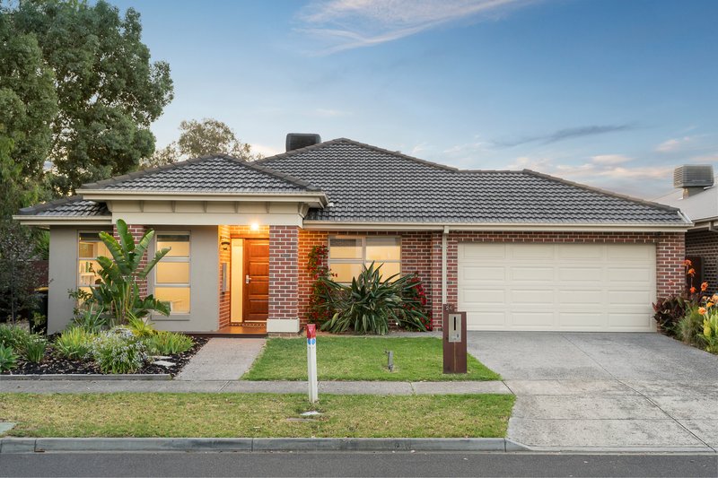 24 Coulthard Crescent, Doreen VIC 3754