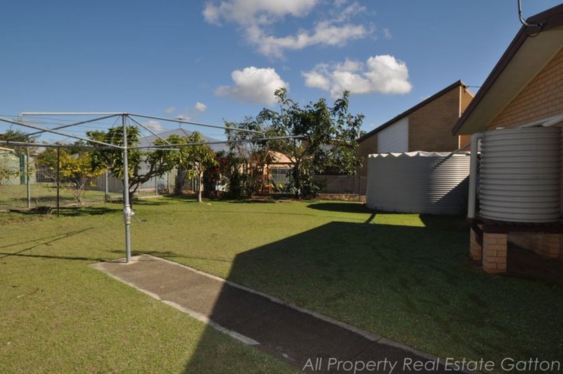 Photo - 24 Crestview Avenue, Gatton QLD 4343 - Image 9