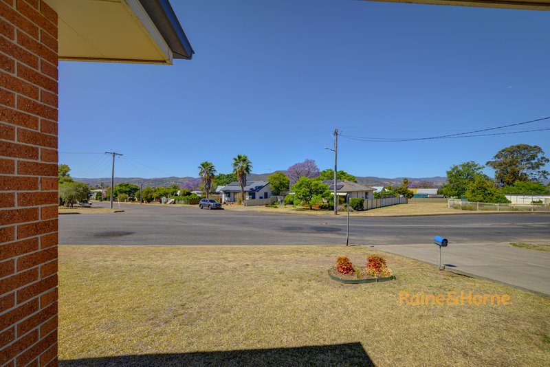 Photo - 24 Croydon Avenue, Tamworth NSW 2340 - Image 3