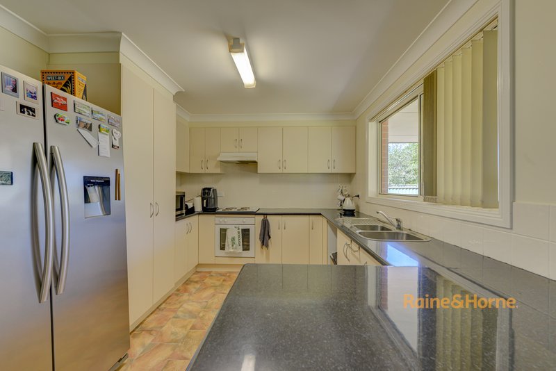 Photo - 24 Croydon Avenue, Tamworth NSW 2340 - Image 5