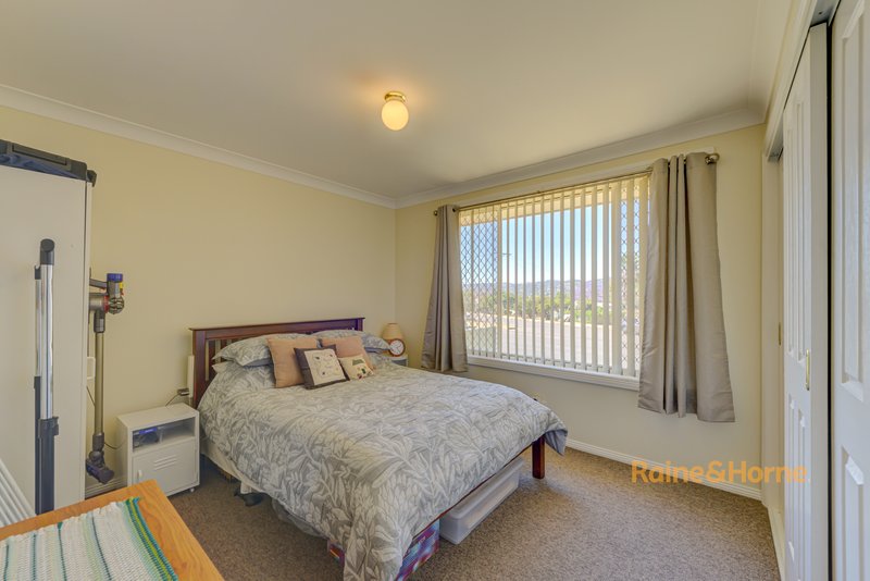 Photo - 24 Croydon Avenue, Tamworth NSW 2340 - Image 14