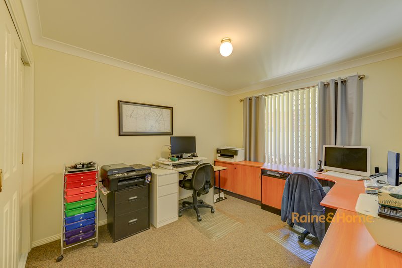 Photo - 24 Croydon Avenue, Tamworth NSW 2340 - Image 15