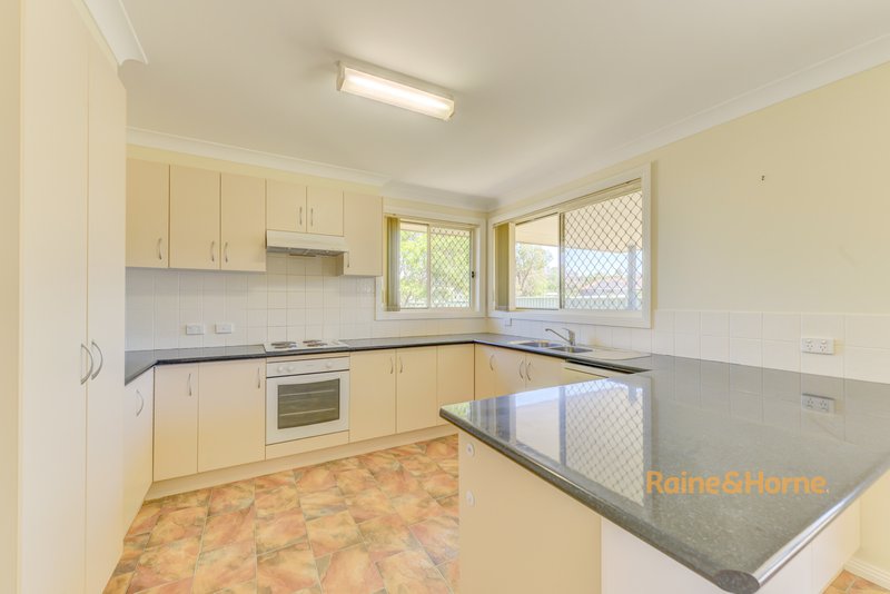 Photo - 24 Croydon Avenue, Tamworth NSW 2340 - Image 22