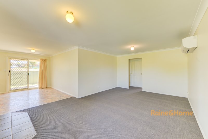 Photo - 24 Croydon Avenue, Tamworth NSW 2340 - Image 25